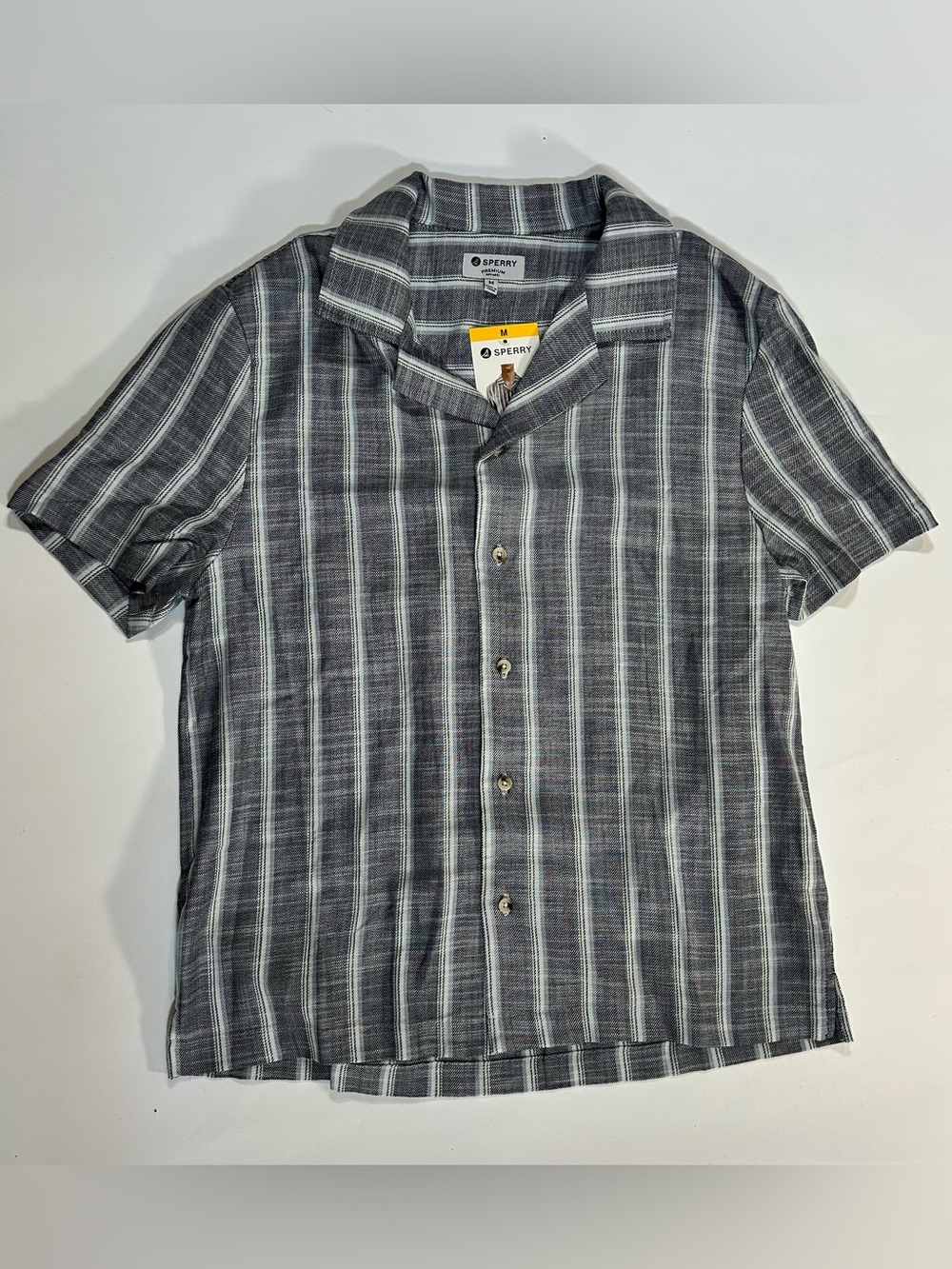 Sperry Men's Gray Striped Short Sleeve Button-Up Shirt